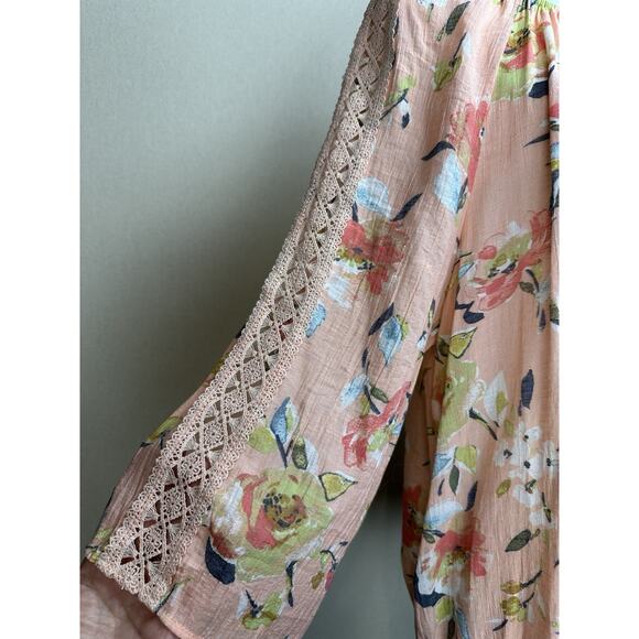 Hope & Harlow Women’s Size XL Peach Floral Top Gathered Neck Elastic Waist - Picture 4 of 13